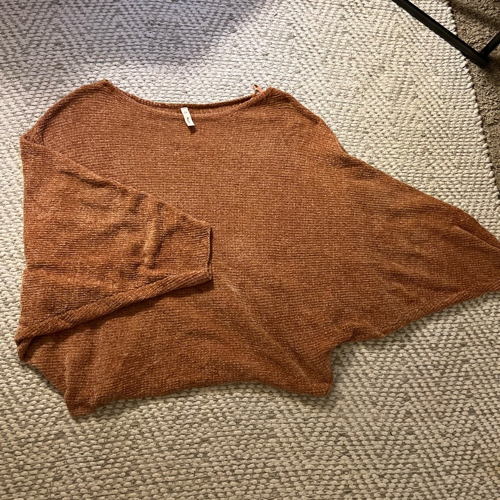 WISHLIST sweater